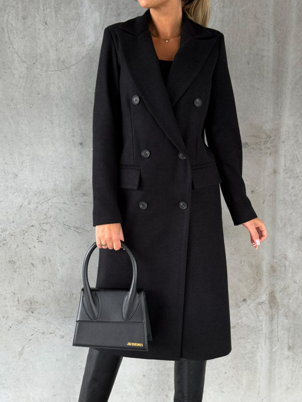 Ava - Elegant and Warm Winter Coat for Woman