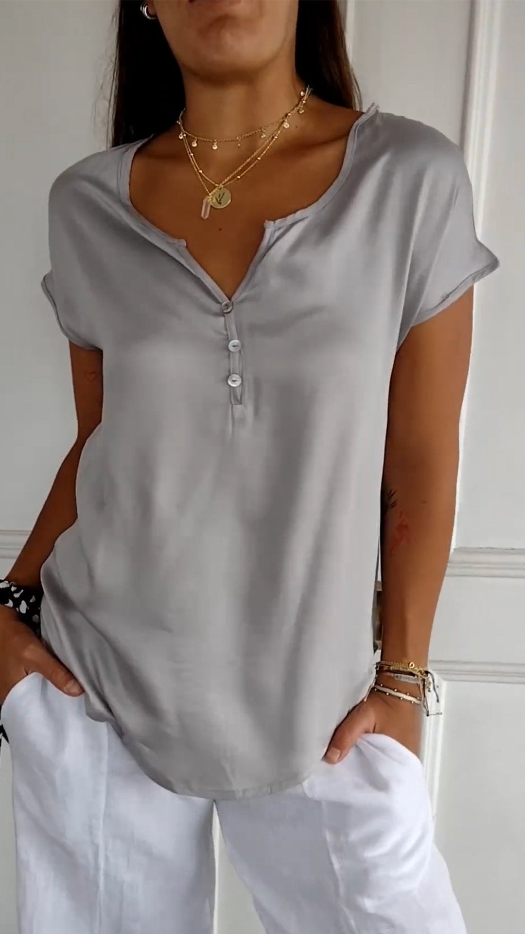 Ruby - Elegant and Comfy T shirt with V neckline for Women