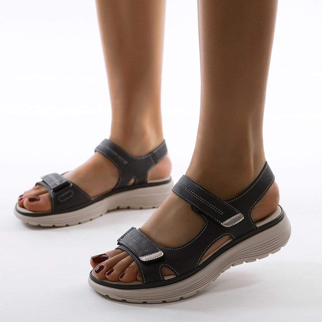 Camila - Timeless and Elegant Orthopaedic Sandals with Adjustable Straps for Women